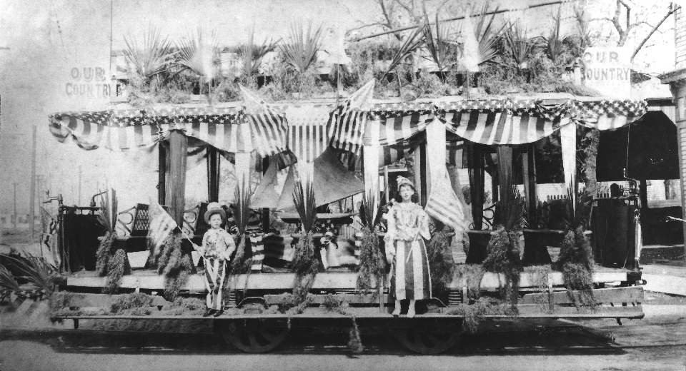 NOTCo-open_car-parade-CanalSta-1898.jpg