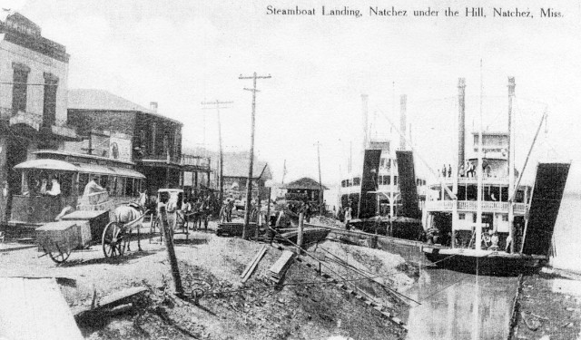 Natchez-Steamboat_landing
